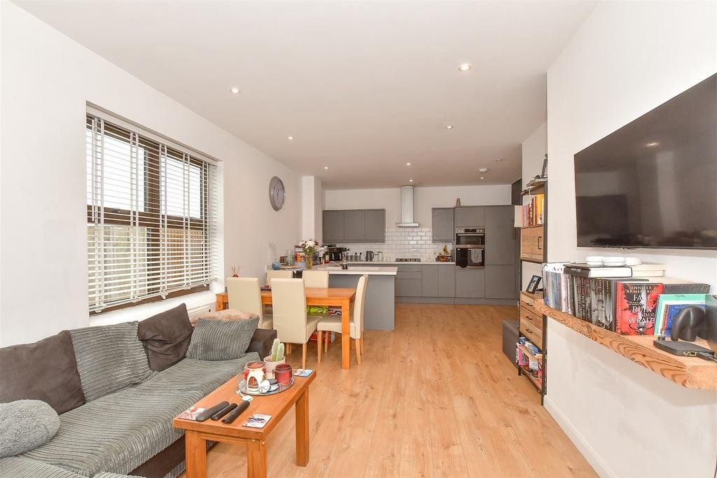 Kitchen/ Lounge/Diner