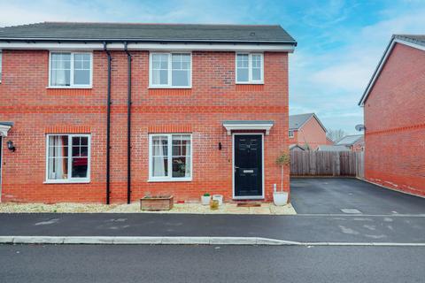 3 bedroom semi-detached house for sale, Worcester WR5