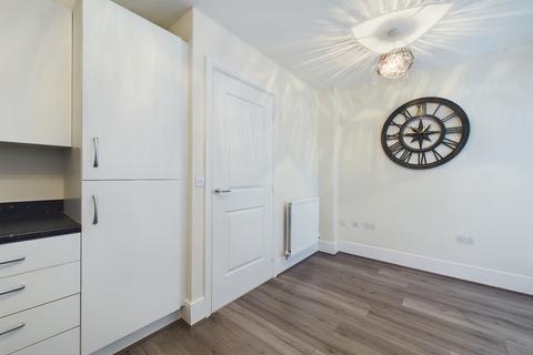 15 Fieldhurst Close, Astley, Manchester, M29 7UE