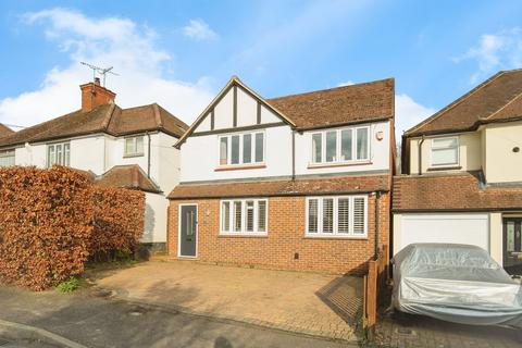 4 bedroom detached house for sale, Poplar Avenue, Windlesham GU20