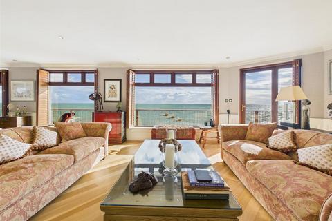 5 bedroom house for sale, An Exceptional Beachfront Residence Offering Coastal Living at its Finest.