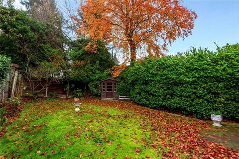 undefined, Hendon Wood Lane, London, NW7