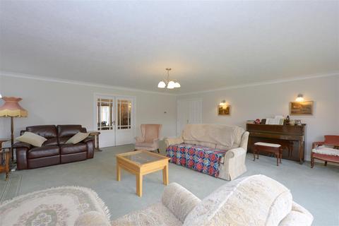 3 bedroom detached bungalow for sale, Limes Paddock, Dorrington, Shrewsbury