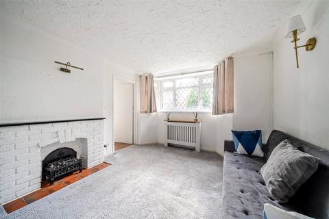 4 bedroom detached house for sale, Magpie Hall Lane, Bromley
