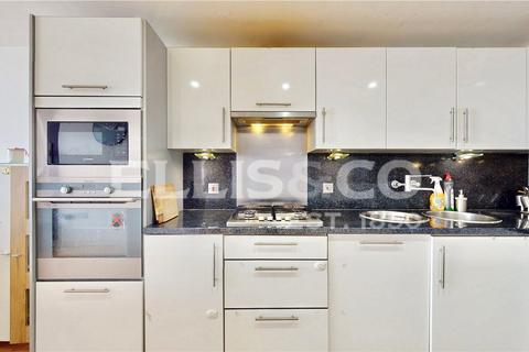 2 bedroom apartment for sale, Elm Road, Wembley, Greater London, HA9