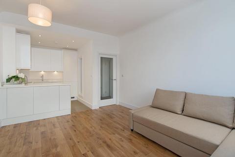 1 bedroom flat to rent, Grove End Road, London NW8