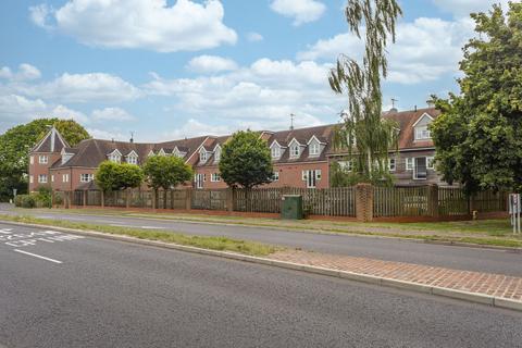 1 bedroom flat for sale, Brookhill Road, Crawley RH10