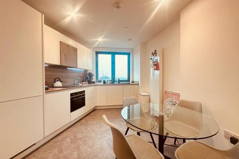 1 bedroom apartment for sale, River Apartments, Gillender Street, Bow E3