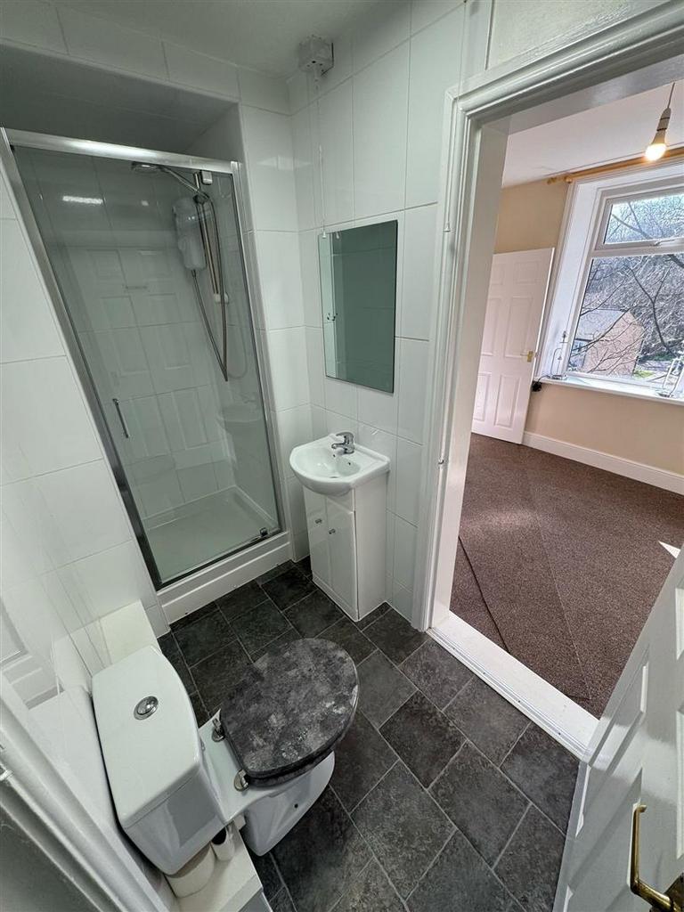 Shower room.jpg