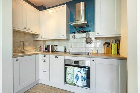 3 bedroom flat for sale, Munster Road, Fulham, SW6