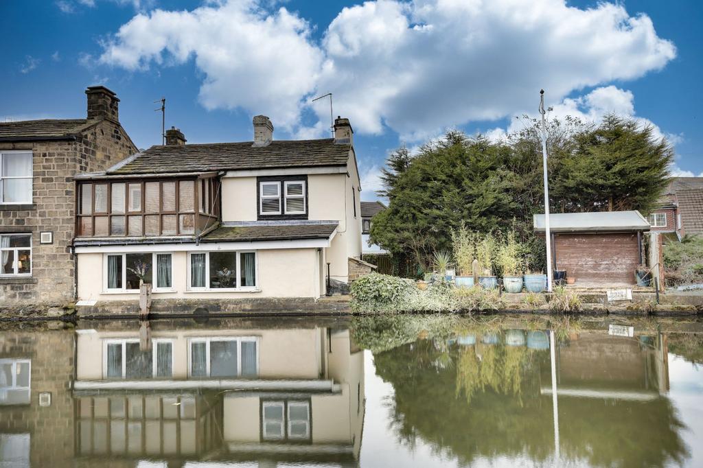 Town Street, Rodley, Leeds, West... 2 bed semi-detached house - £350,000