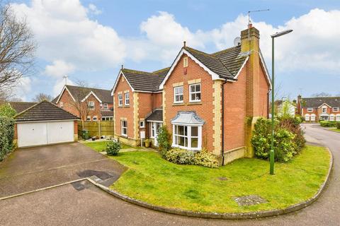 4 bedroom detached house for sale, Hazel Close, Southwater, Horsham, West Sussex