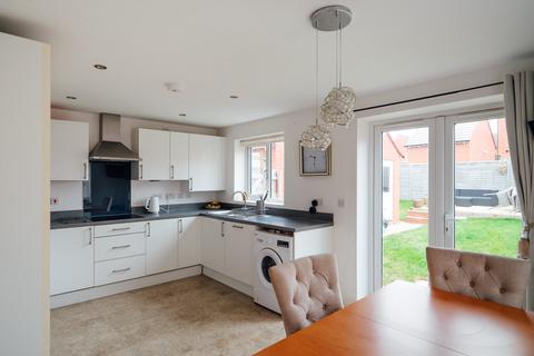 3 bedroom detached house for sale, Bevere, Worcester WR3