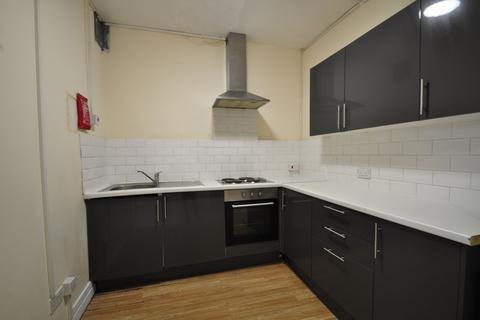 2 bedroom flat to rent, Pill, Newport, NP20