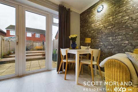 19 Mccartney Walk, Brighton Hill, Basingstoke, RG22 4NZ