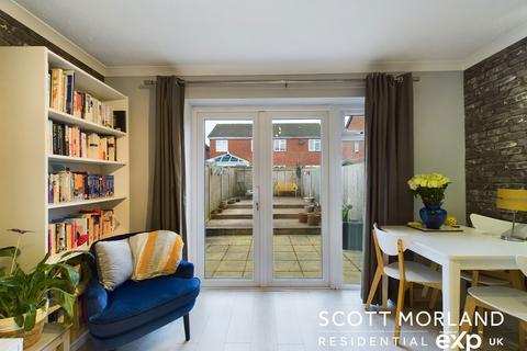 19 Mccartney Walk, Brighton Hill, Basingstoke, RG22 4NZ