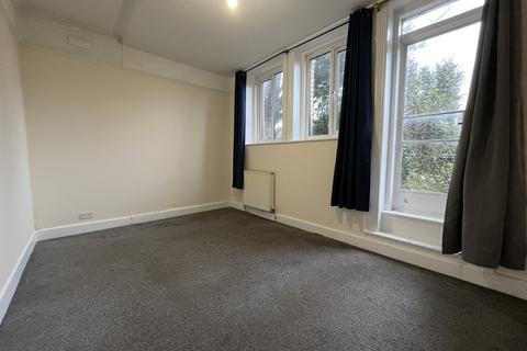 2 bedroom flat to rent, Eden Holme, 59 Grove Road, Bournemouth