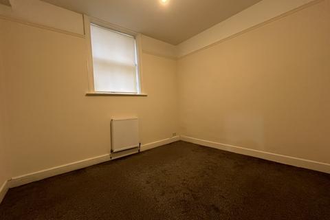 2 bedroom flat to rent, Eden Holme, 59 Grove Road, Bournemouth