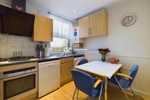 1 bedroom maisonette for sale, Stag Lane, Edgware