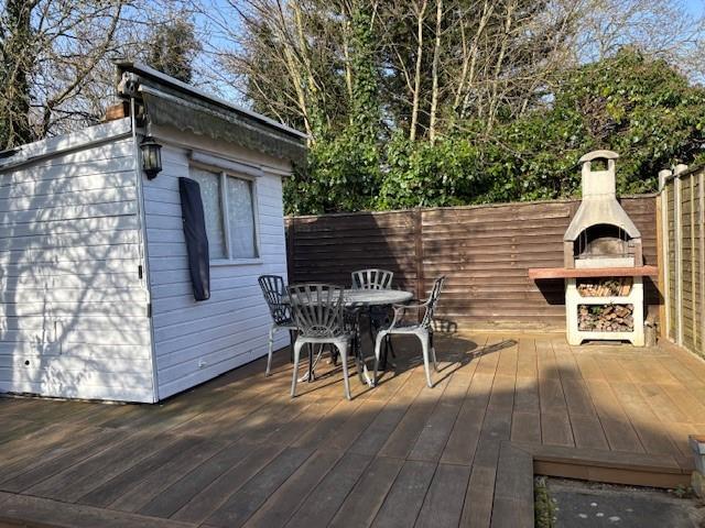 Rear Garden 2.jpg