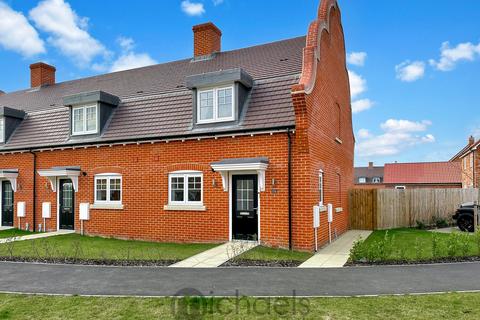 2 bedroom end of terrace house for sale, Pine Way, Elmstead Market, Colchester, CO7