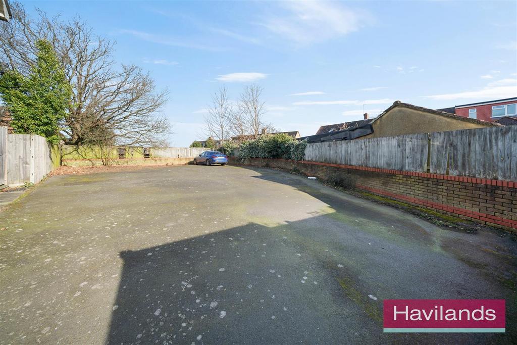 Hanbury Drive-22.jpg