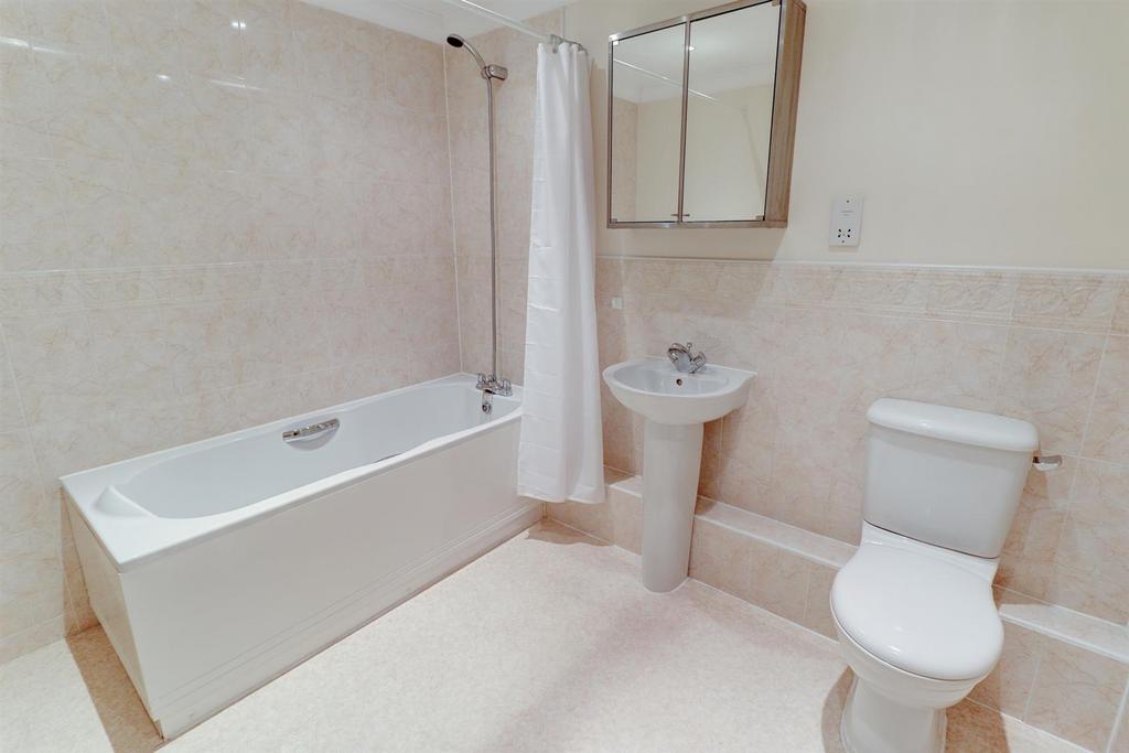 Main Bathroom