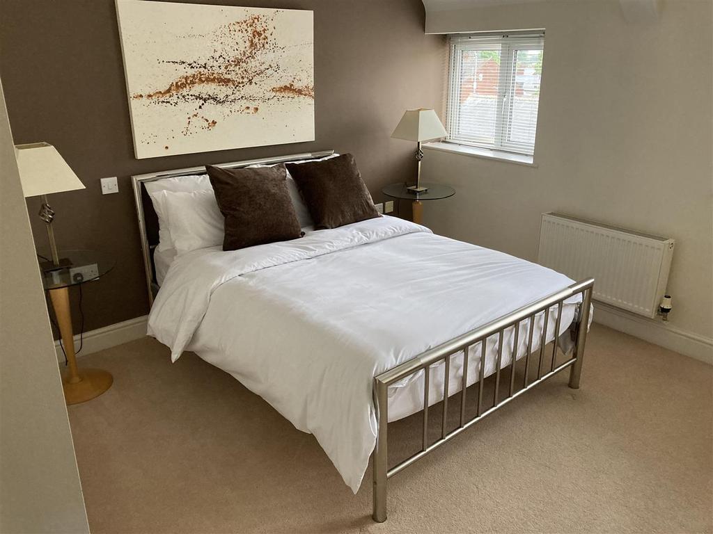 Bed Rm 160621 1.JPG