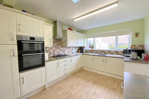 3 bedroom semi-detached bungalow for sale, Wesley Crescent, Cleethorpes