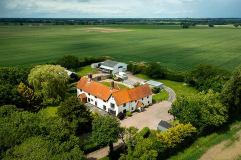 5 bedroom detached house for sale, Characterful Chain Free Tibenham Country House with Versatile Living Spaces