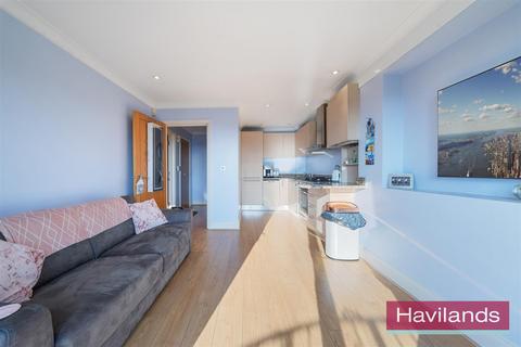 1 bedroom flat for sale, River Bank, London