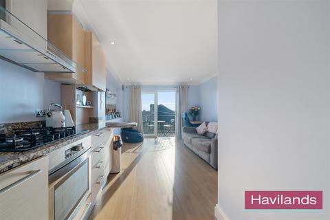 1 bedroom flat for sale, River Bank, London