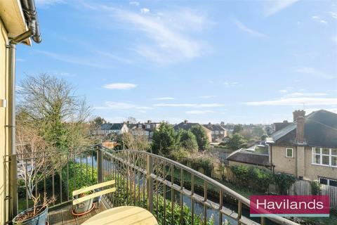 1 bedroom flat for sale, River Bank, London