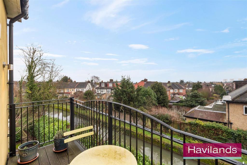 Brockley Court-9.jpg