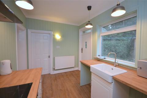 3 bedroom detached house for sale, Huddersfield Road, Mirfield, West Yorkshire, WF14