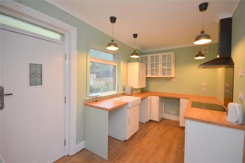 3 bedroom detached house for sale, Huddersfield Road, Mirfield, West Yorkshire, WF14