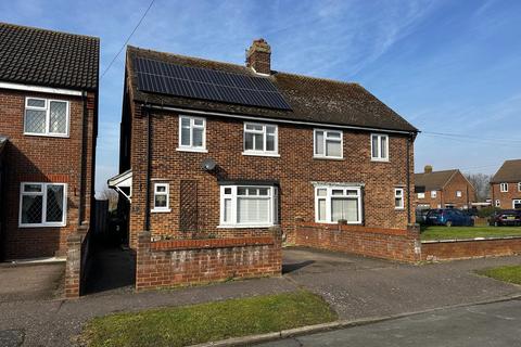 3 Everest Close, Arlesey, SG15 6TR
