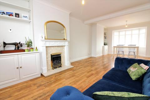 3 Everest Close, Arlesey, SG15 6TR