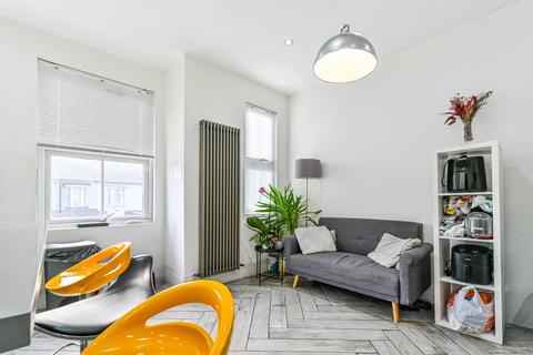 undefined, Brantwood Road, Tottenham, London, N17