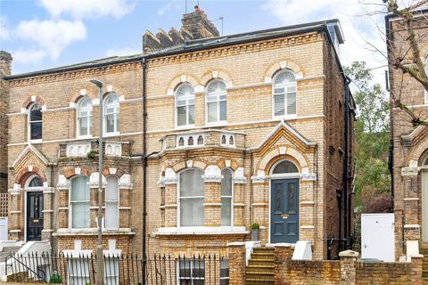Disraeli Road, Putney, London, SW15