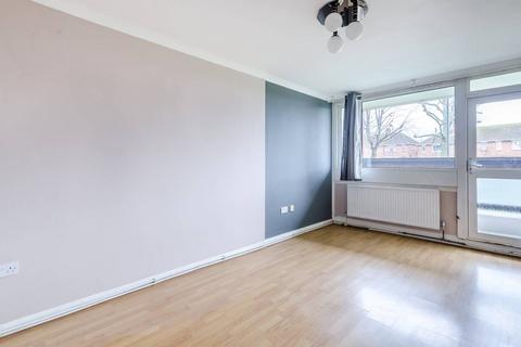 1 bedroom flat for sale, Phipps Bridge Road, CR4, Mitcham, CR4