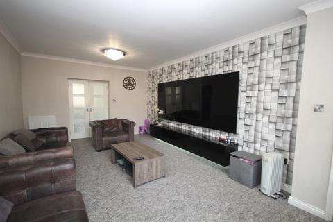 undefined, Strathmere Avenue, Stretford, M32