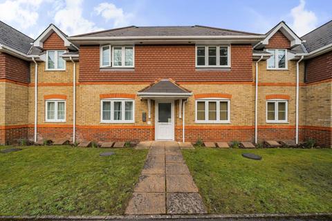 2 bedroom flat for sale, Camberley,  Surrey,  GU15