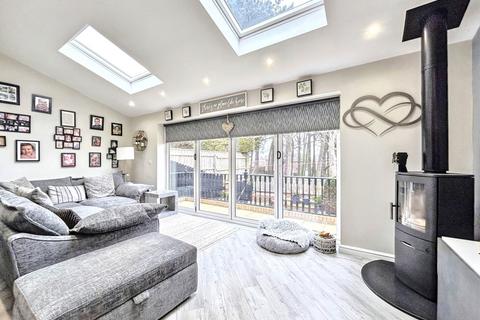3 bedroom detached house for sale, Willerby Grove, Peterlee, Durham, SR8 2RN