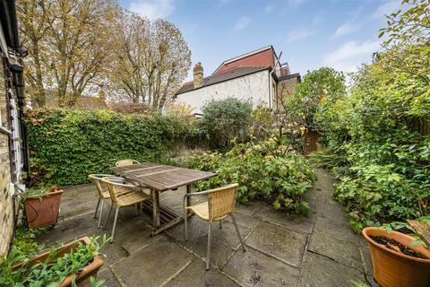 6 bedroom semi-detached house for sale, Clifden Road, Twickenham