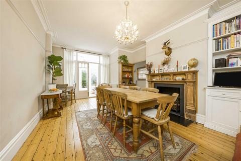 6 bedroom semi-detached house for sale, Clifden Road, Twickenham