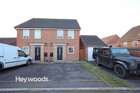 2 bedroom semi-detached house to rent, Junction Crescent, Newcastle