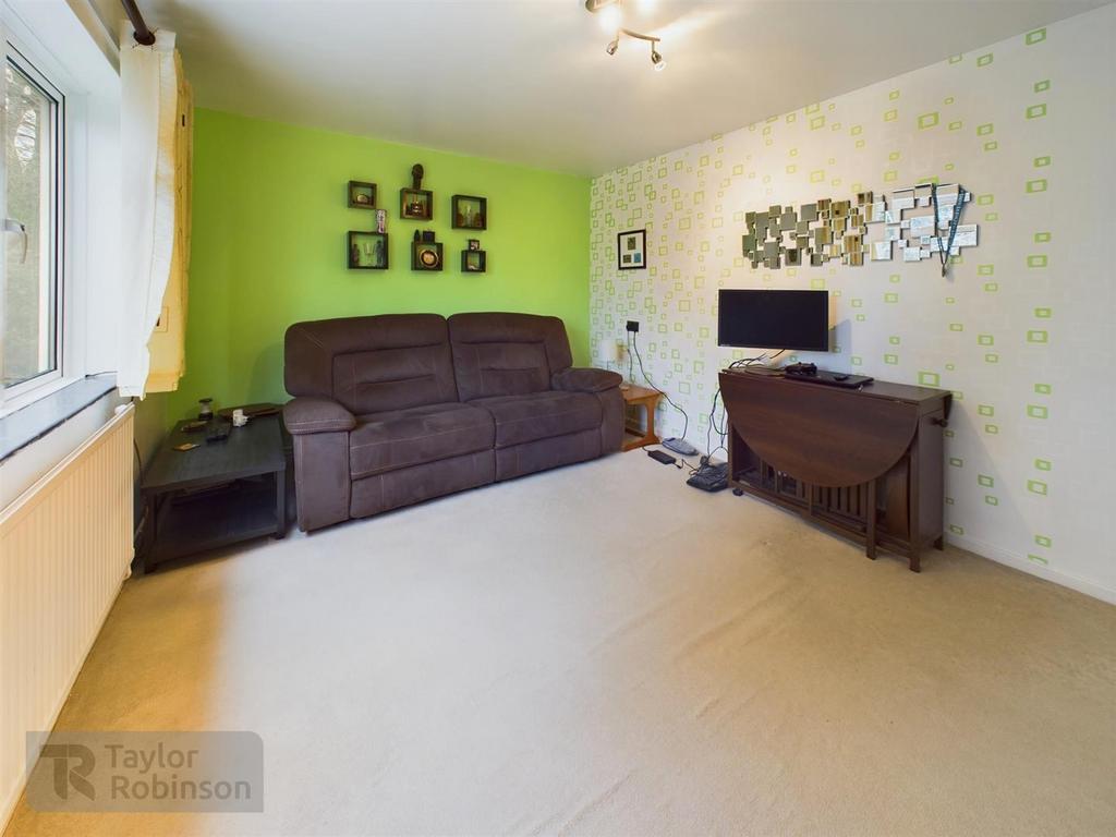 CAM02600 G0-PR0392-STILL003.jpg