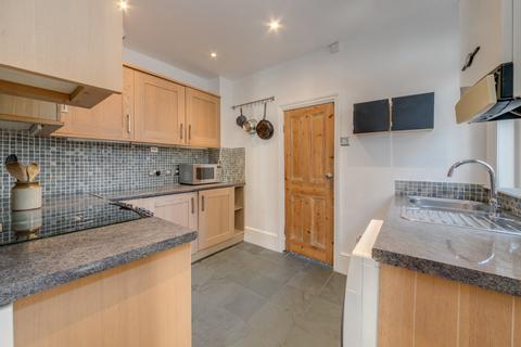 2 bedroom flat for sale, Athenlay Road,  London, SE15