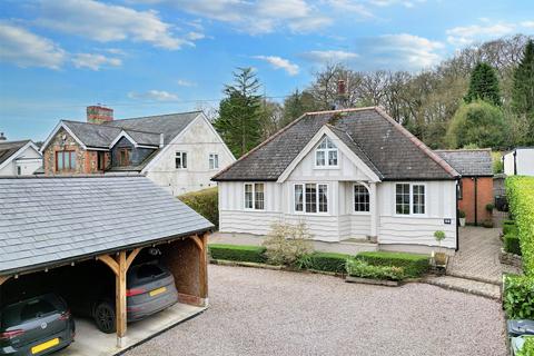 4 bedroom detached house for sale, Roecliffe Road, Woodhouse Eaves, Loughborough